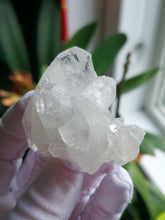 Load image into Gallery viewer, Apophyllite/Calming energy/Healing trauma from childhood/Relieve stress and anxiety/Inner balance/Meditation