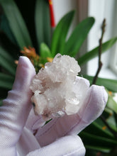 Load image into Gallery viewer, Apophyllite/Calming energy/Healing trauma from childhood/Relieve stress and anxiety/Inner balance/Meditation
