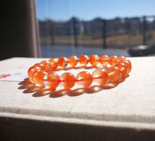 Load image into Gallery viewer, Extremely Delicate Rabbit Hair Quartz Bracelet/AAA Grade/9mm Beads/The Crystal of Venice/Energizing and Upliting/Feng Shui