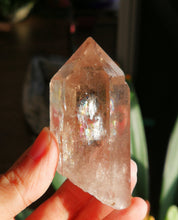 Load image into Gallery viewer, Himalayan Quartz Crystal/Stunning Interior Rainbows/Powerful Healing Stone/Clear Connection to Higher Guide/Meditation