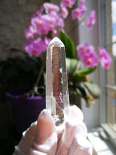 Load image into Gallery viewer, Natural Clear Quartz Crystal/Sichuan Crystal/Dow Crystal/Meditation/Crystal Healing/Calm/Inner Peace - 25g