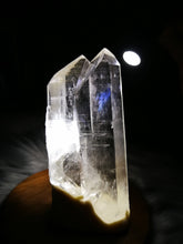 Load image into Gallery viewer, Natural Blue Needles Quartz/Twin Quartz Crystal/Soulmate Quartz/Twin Flames/Tantric Twins - 116g