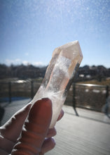 Load image into Gallery viewer, Stunning Blue Needles Quartz/Channeling Crystal/Natural Clear Quartz/Meditation/Healing/Pure Love/Calm/Harmony
