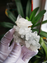 Load image into Gallery viewer, Apophyllite/Calming energy/Healing trauma from childhood/Relieve stress and anxiety/Inner balance/Meditation
