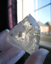 Load image into Gallery viewer, Premier Natural Himalayan Quartz/Isis Quartz/Beautiful Surface Pattern/Rainbows/Meditation/Healing Stone/Pure Energy/Inner Peace
