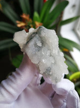 Load image into Gallery viewer, Apophyllite/Calming energy/Healing trauma from childhood/Relieve stress and anxiety/Inner balance/Meditation
