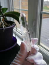 Load image into Gallery viewer, Perfect Columbian Lemurian Seed Crystal/Transmitter Quartzl/Healing Crystal/Meditation - 31g
